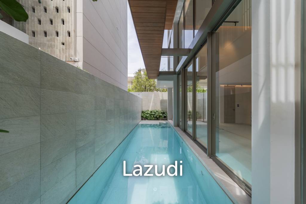 3 Beds 5 Baths 550 SQ.M VI ARI