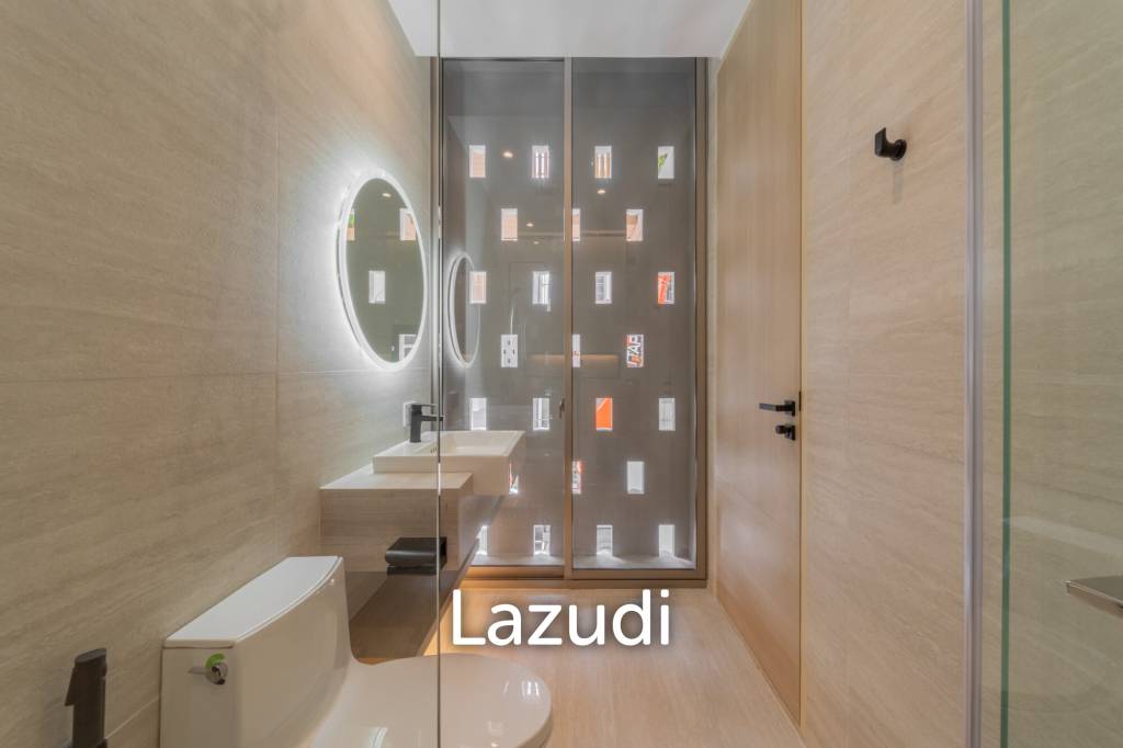 3 Beds 5 Baths 550 SQ.M VI ARI