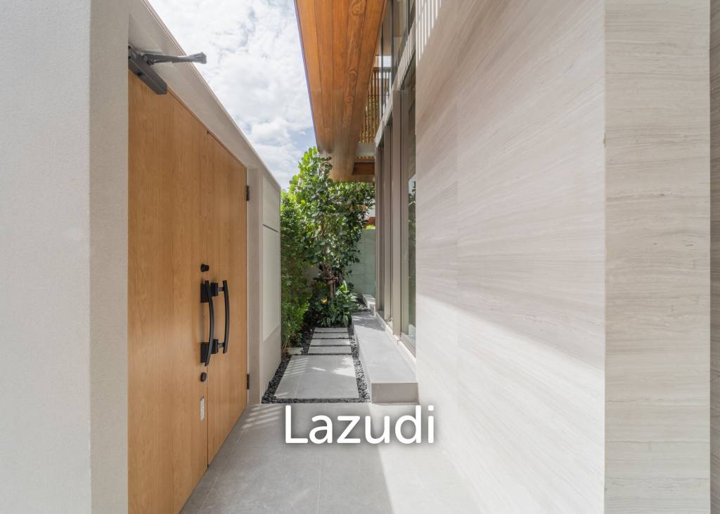 3 Beds 5 Baths 550 SQ.M VI ARI