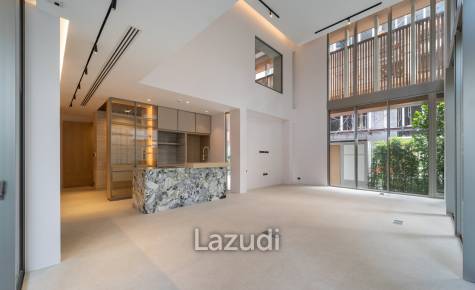 3 Beds 5 Baths 550 SQ.M VI ARI