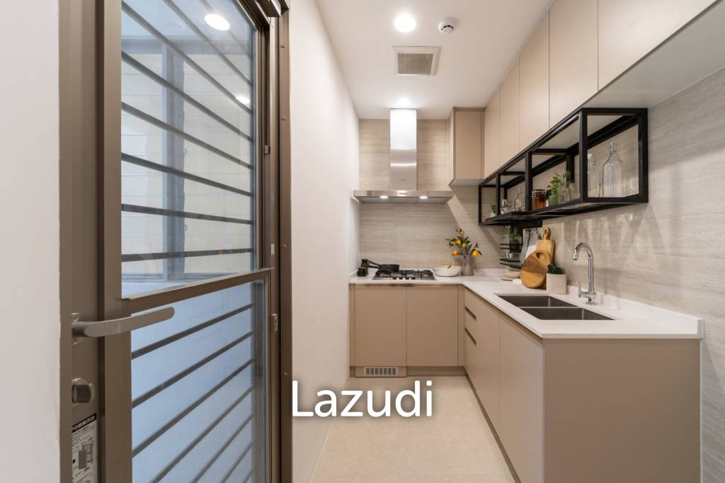 3 Beds 5 Baths 550 SQ.M VI ARI