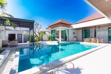 4 Beds 5 Baths  526 SQ.M The Birdie Pool Villas