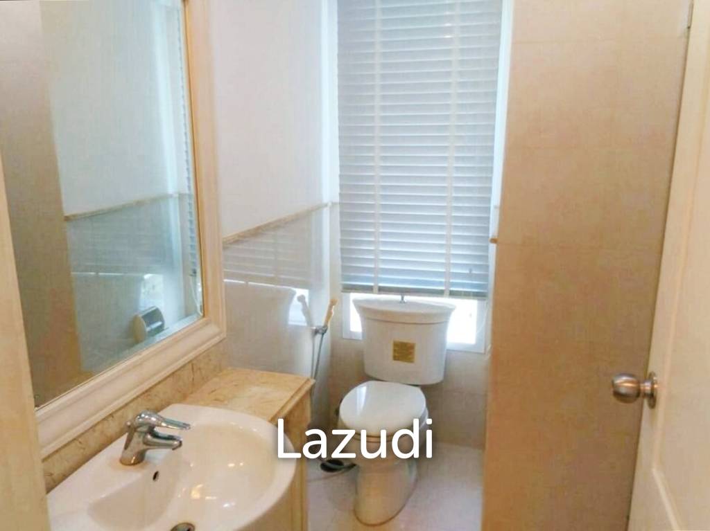 3 Bed 4 Bath 132 SQ.M La Vie En Rose Place