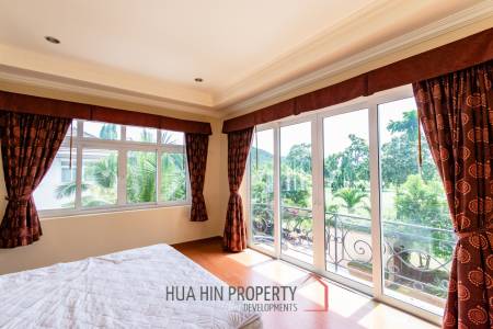 PALM HILLS : Luxurious 7 Bed Pool Villa in large land plot