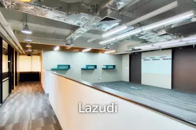 Office space for rent in Watthana
