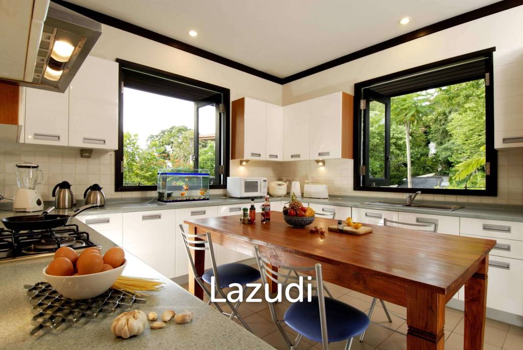 6 Bedroom Sea View Pool Villa, close to Kata Noi Beach, Phuket