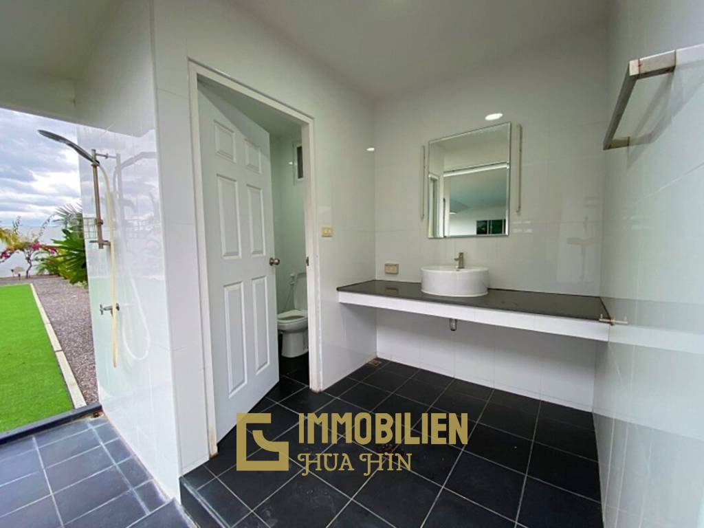 800 qm 3 Bett 4 Bad Villa Für Verkauf