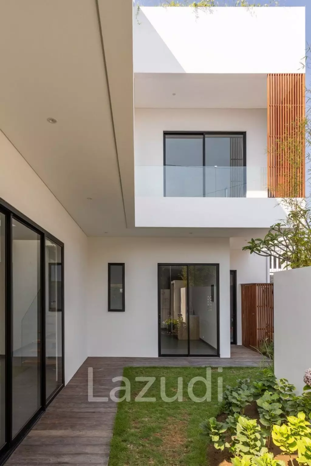 3 Bedroom Modern Villa in Quiet Pererenan