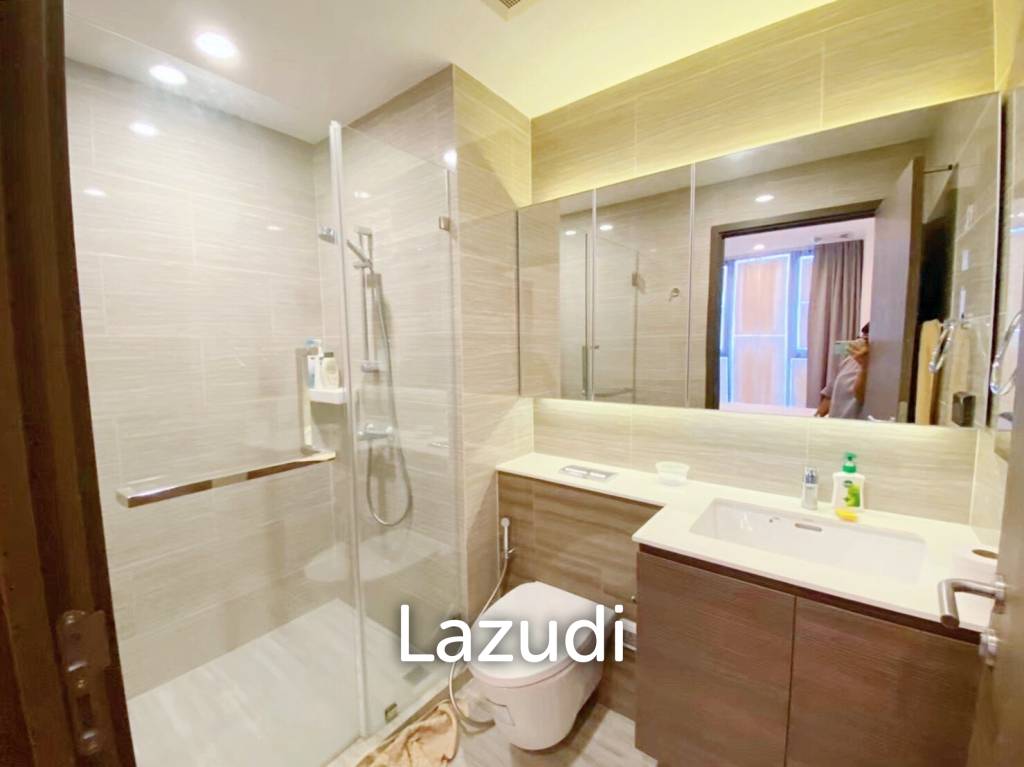 1 Bed 1 Bath 35 SQ.M Whizdom Essence Sukhumvit