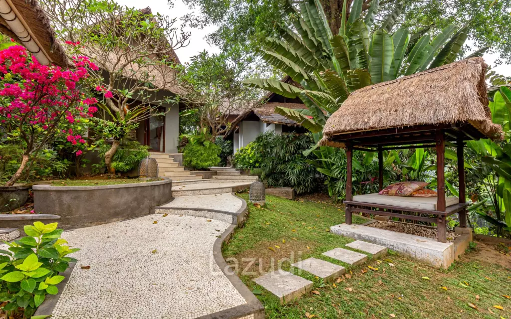 TRANQUIL 4-BEDROOM VILLA IN SCENIC KABA-KABA NEIGHBORHOOD