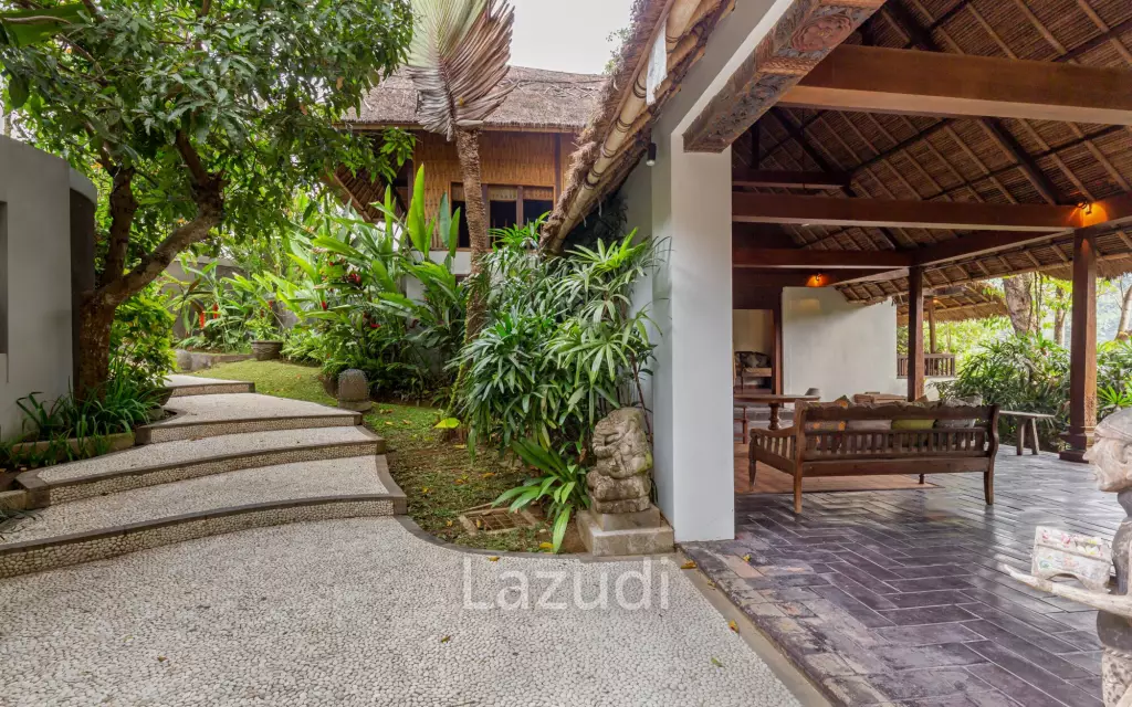 TRANQUIL 4-BEDROOM VILLA IN SCENIC KABA-KABA NEIGHBORHOOD