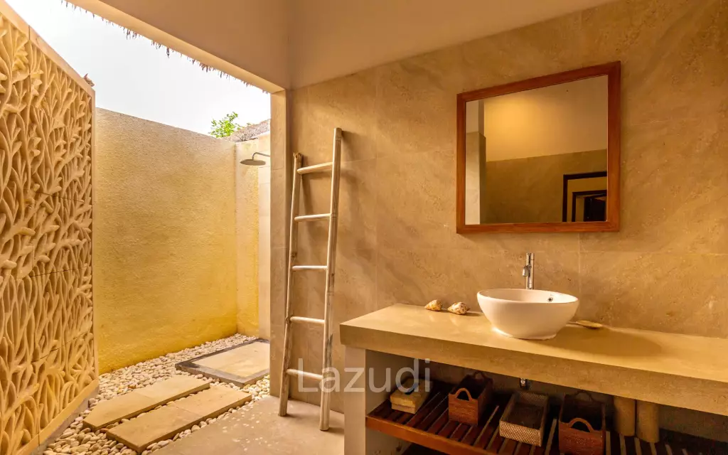 TRANQUIL 4-BEDROOM VILLA IN SCENIC KABA-KABA NEIGHBORHOOD