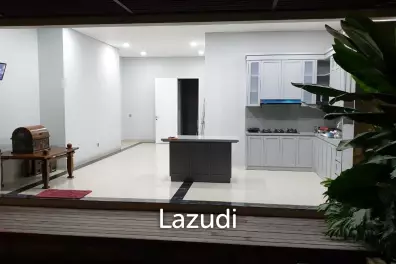 Contemporary Villa in Kerobokan Bali Gunung Salak