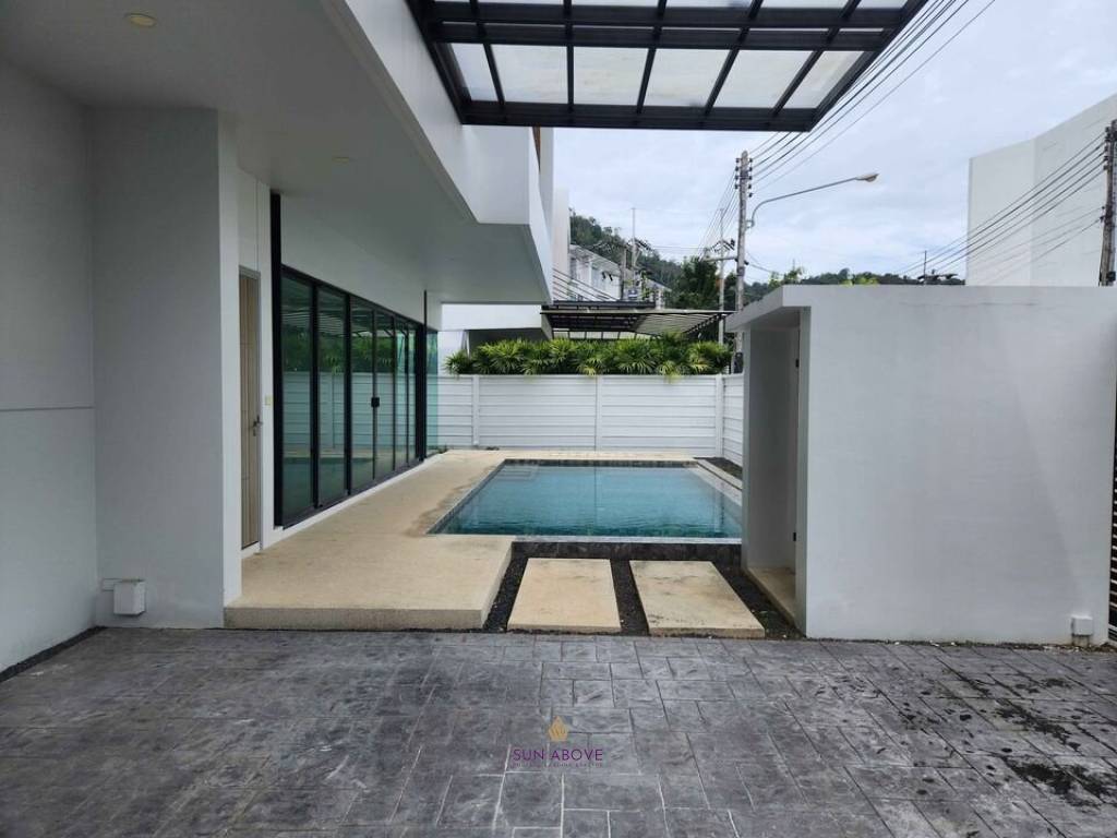 3 Bed 3 Bath 200 SQ.M. Villa For Sale Casa Riviera Phuket