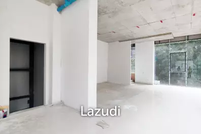 Retail space for rent in Klongtoey