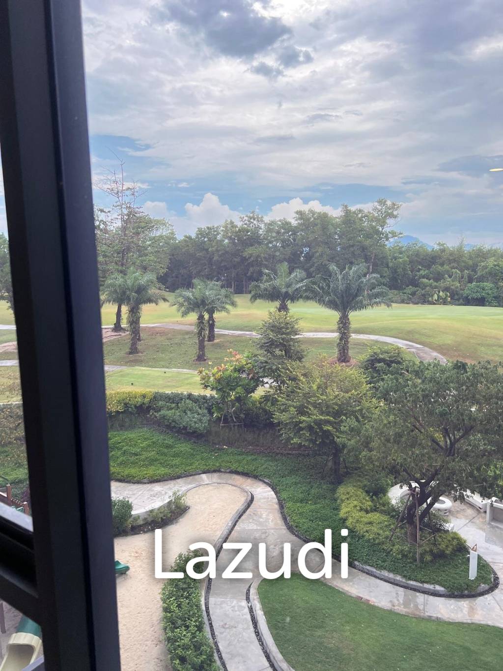 1 Bed 1 Bath 39 SQ.M Laguan Sky Park