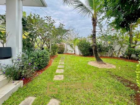 Woodlands : Well Maintain 3 Bedroom Pool Villa