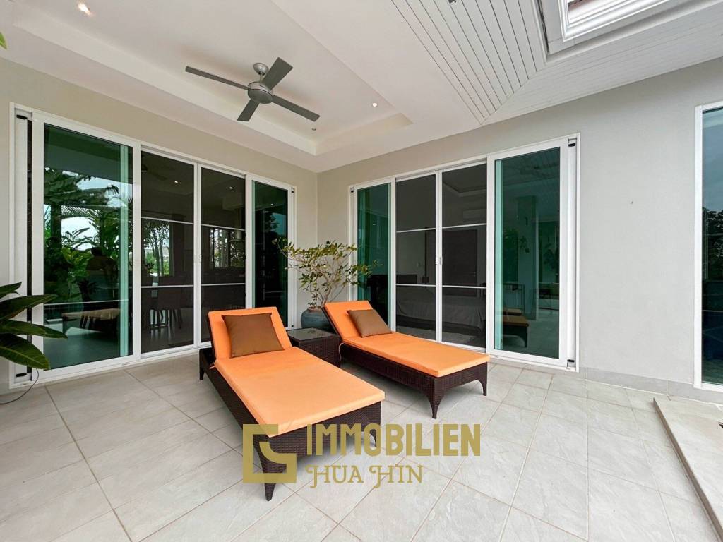 Woodlands : Well Maintain 3 Bedroom Pool Villa