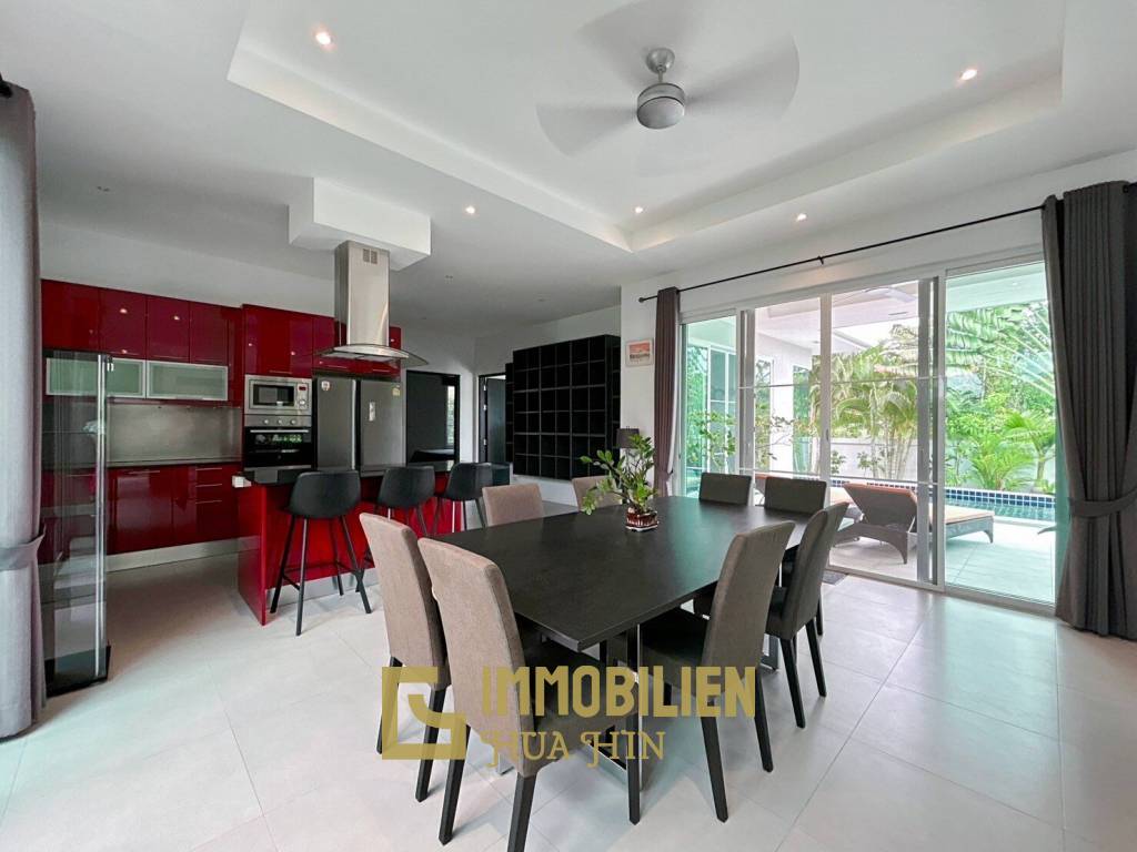 Woodlands : Well Maintain 3 Bedroom Pool Villa