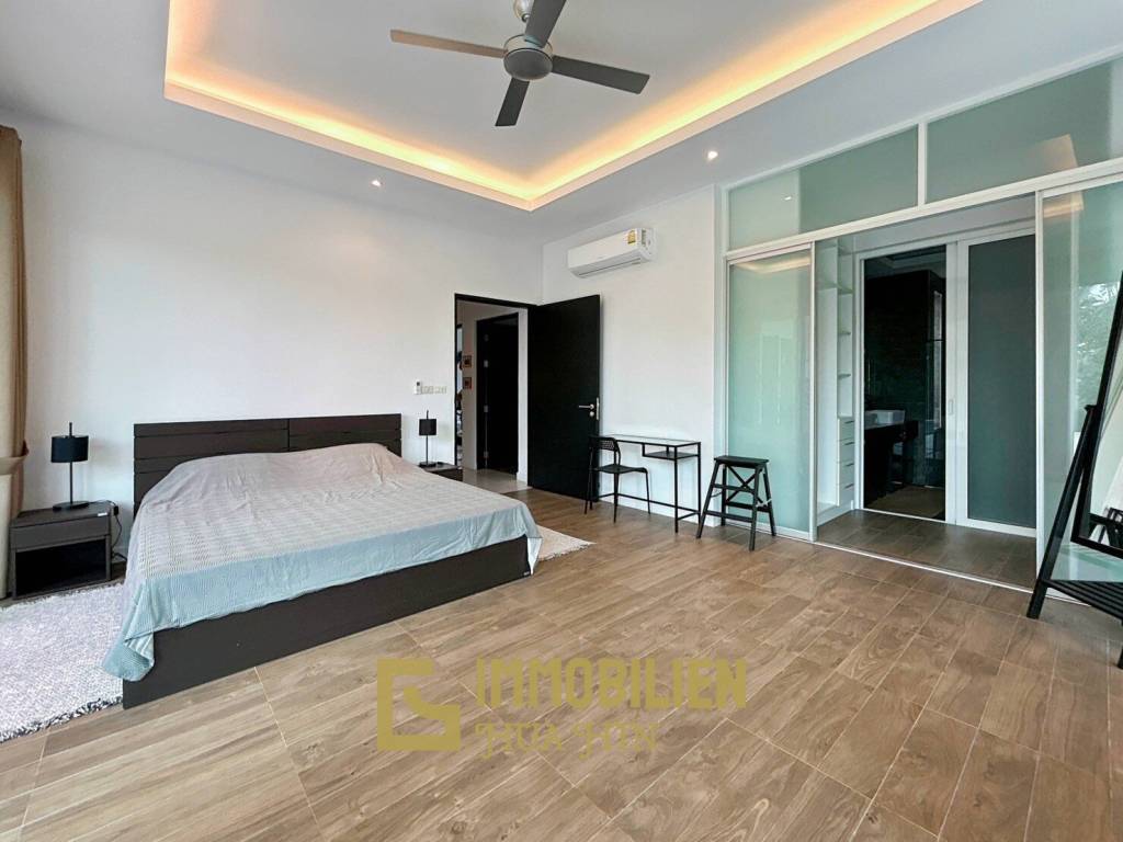 Woodlands : Well Maintain 3 Bedroom Pool Villa