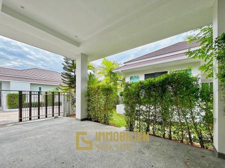 Woodlands : Well Maintain 3 Bedroom Pool Villa