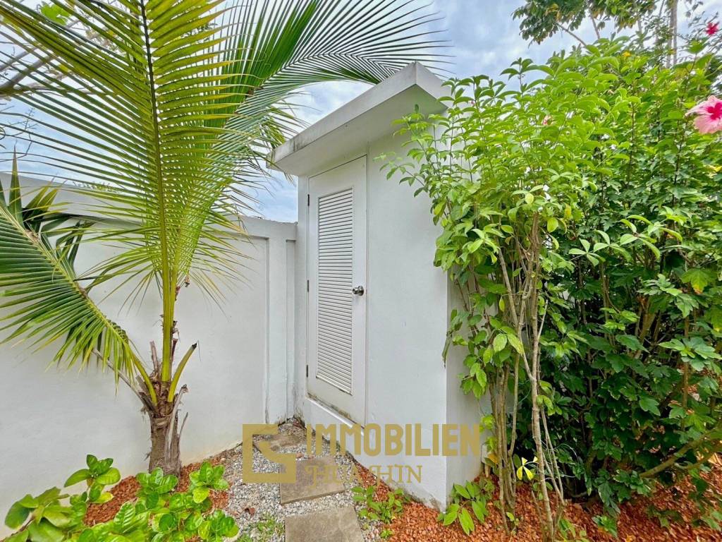 Woodlands : Well Maintain 3 Bedroom Pool Villa