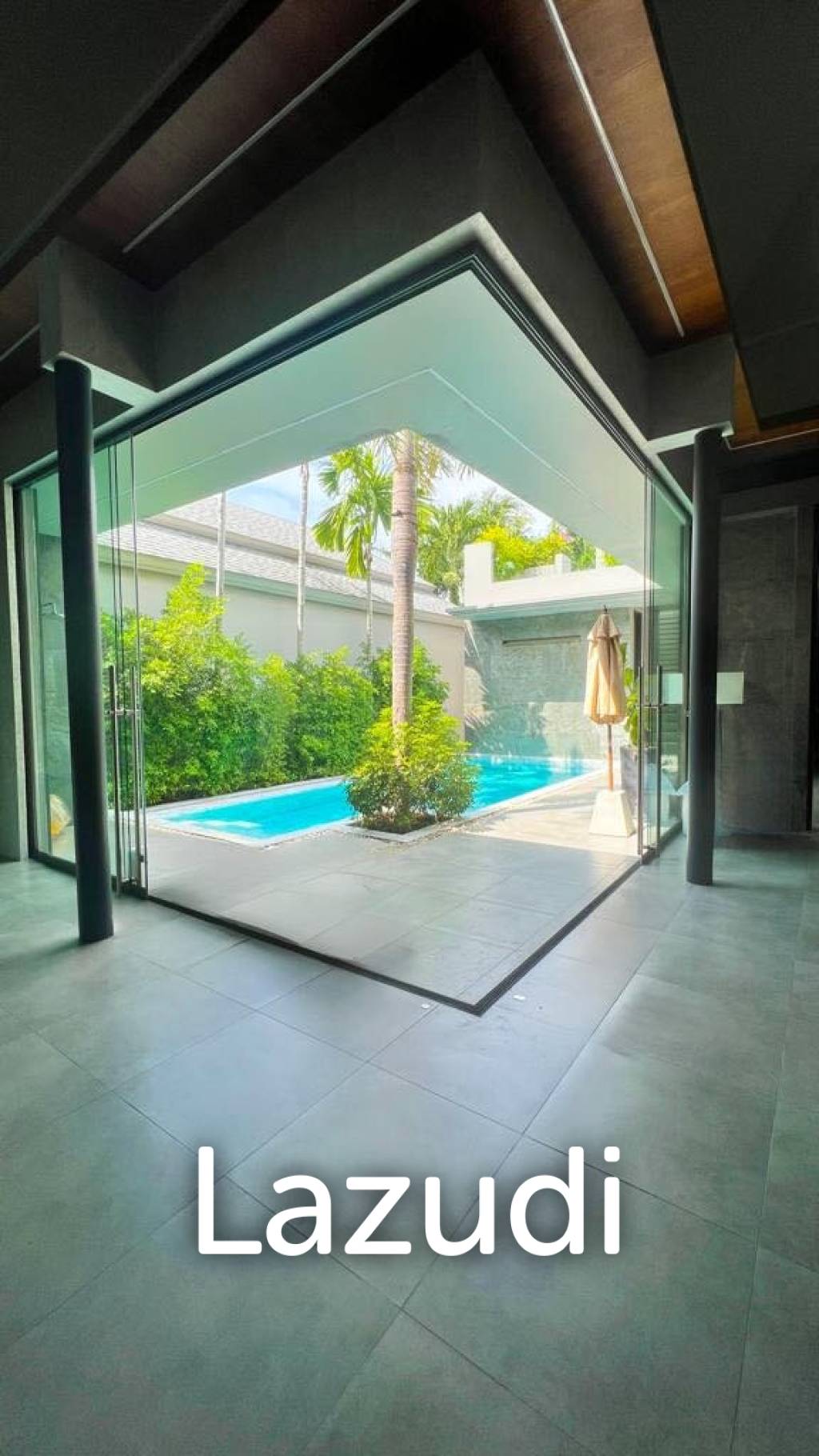 2 Bedroom 320 SQ.M. Villa For Sale In Pasak Phuket