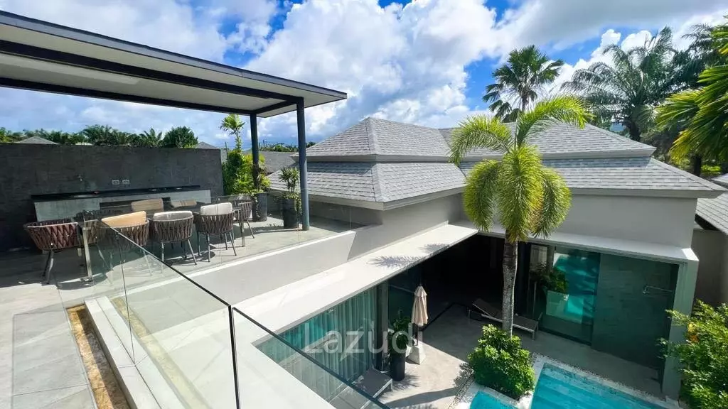 2 Bedroom 320 SQ.M. Villa For Sale In Pasak Phuket