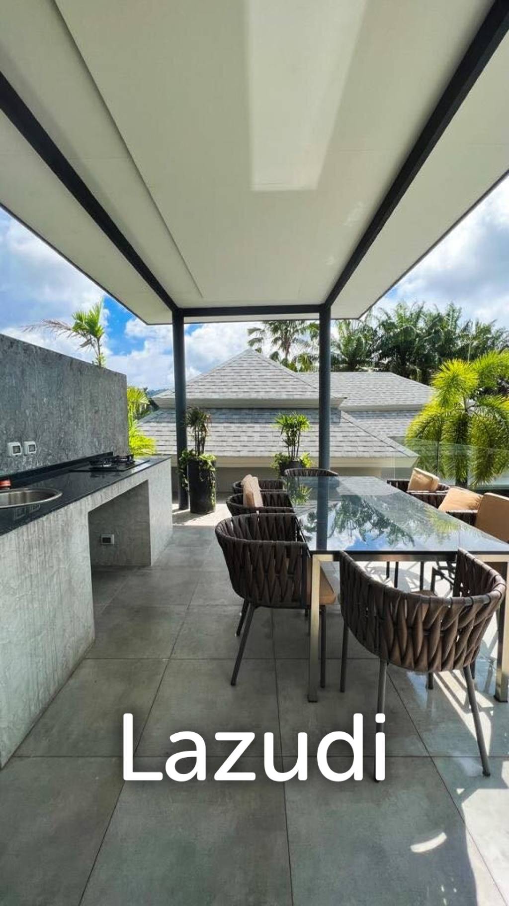 2 Bedroom 320 SQ.M. Villa For Sale In Pasak Phuket