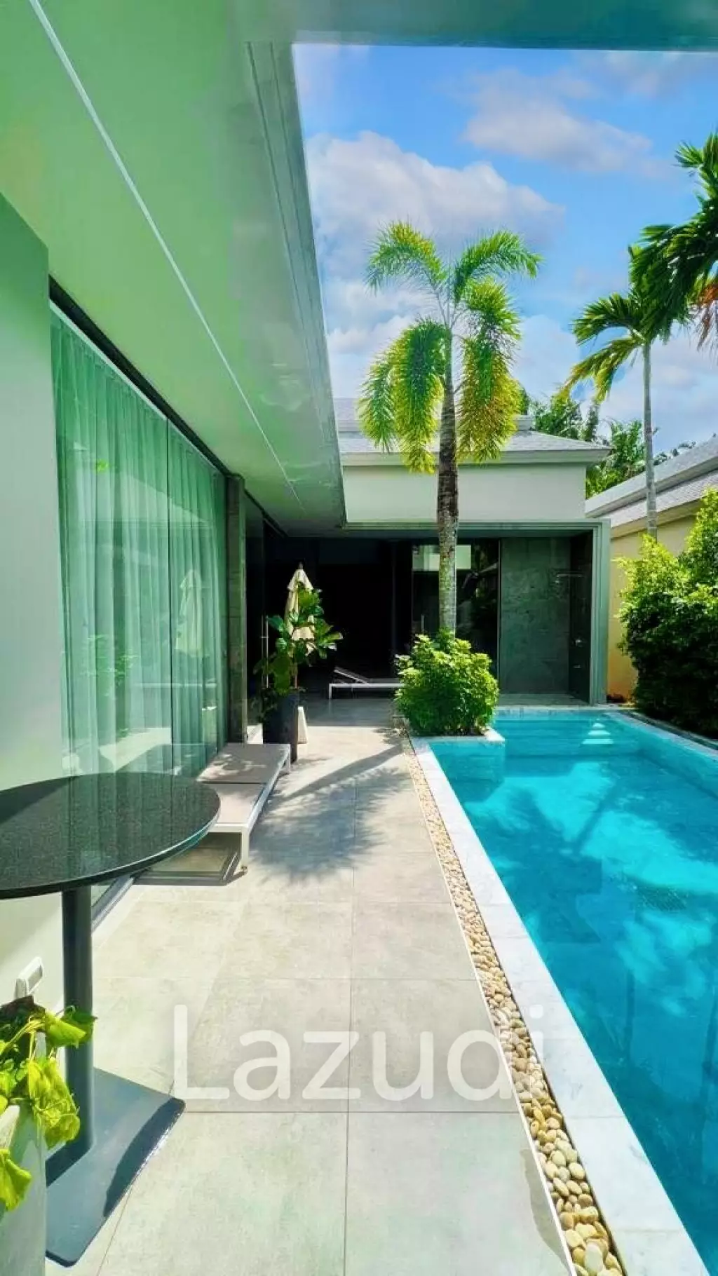 2 Bedroom 320 SQ.M. Villa For Sale In Pasak Phuket