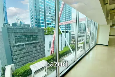 Office space for rent in Watthana