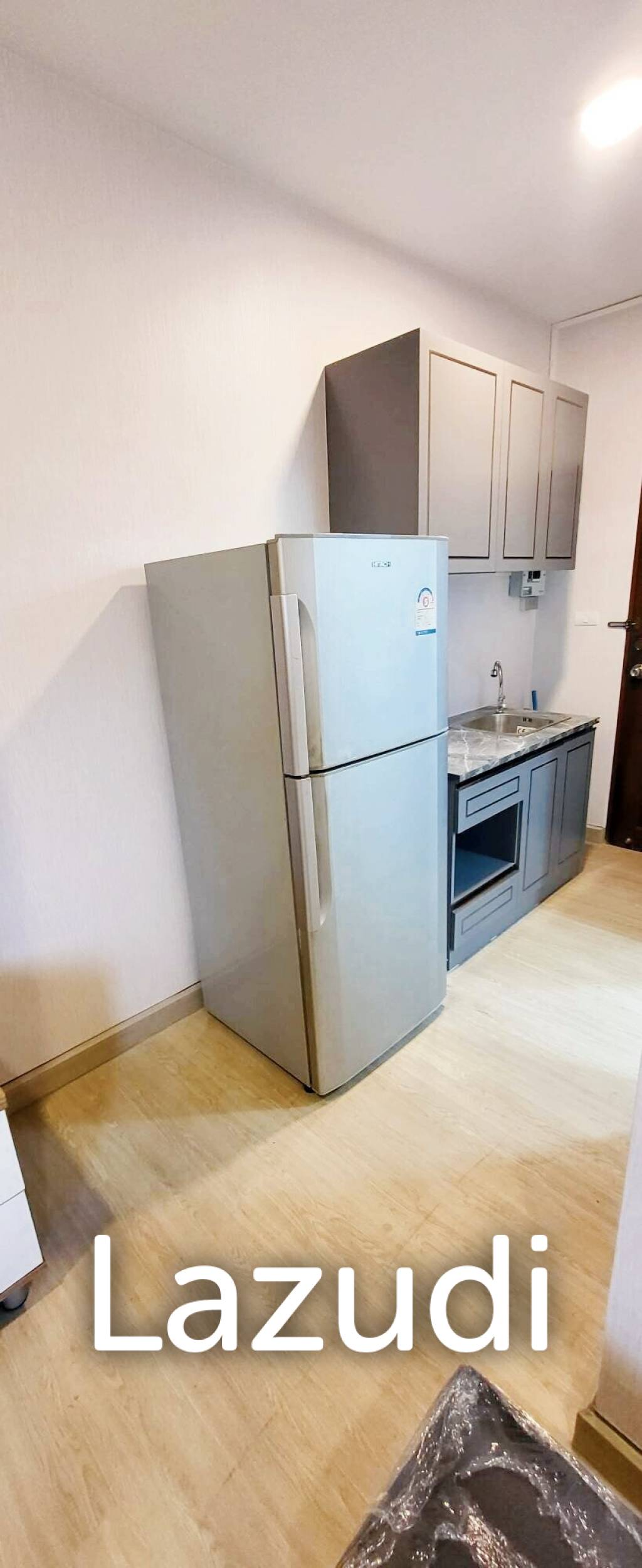 1 Bed 1 Bath 33 SQ.M The Winning Tower