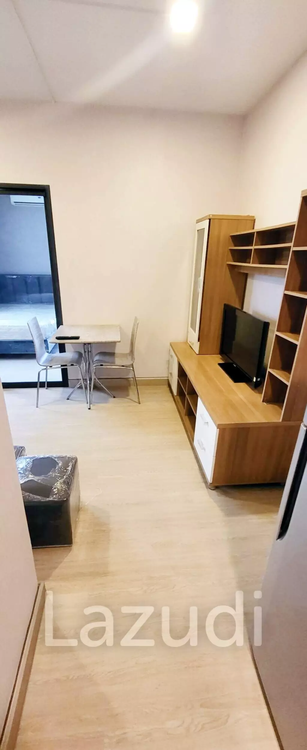 1 Bed 1 Bath 33 SQ.M The Winning Tower