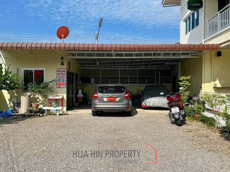 Private 3 Beds House 300SQ.M for Sale In Soi 6