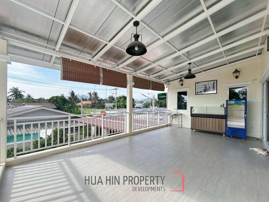 Private 3 Beds House 300SQ.M for Sale In Soi 6