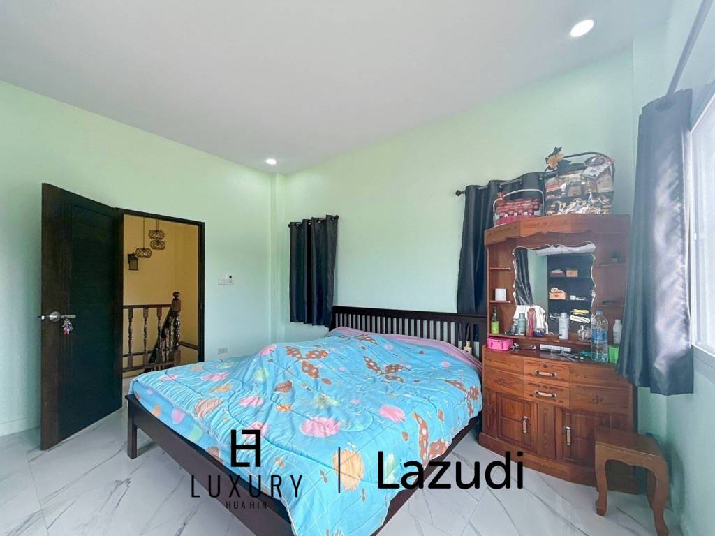 Private 3 Beds House 300SQ.M for Sale In Soi 6