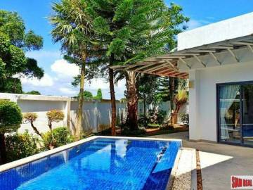 Seastone Villas | Private Corner House with Swimming Pool and Garden in Layan