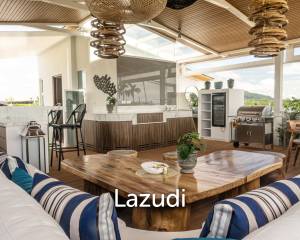 Newly Renovated Luxury Duplex Penthouse with 4 Ensuite Bedroom
