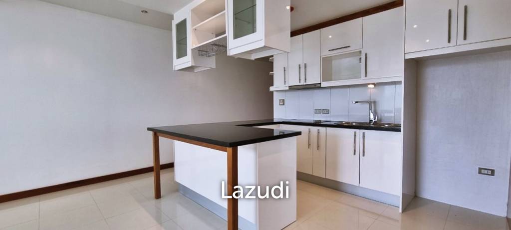 3 Beds 1 Bath 106 SQ.M. La Royale Condo