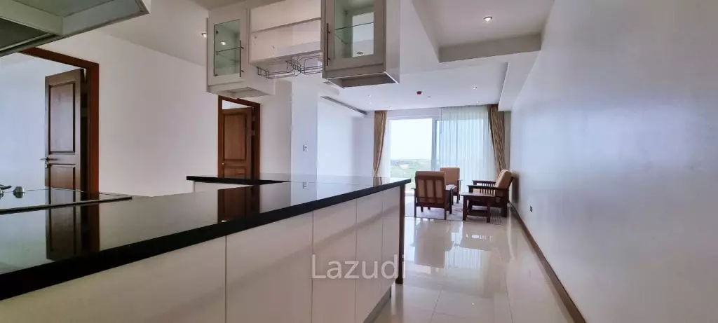 3 Beds 1 Bath 106 SQ.M. La Royale Condo