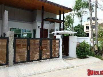 Modern 2-Bedroom Townhouse with Private Pool in Rawai