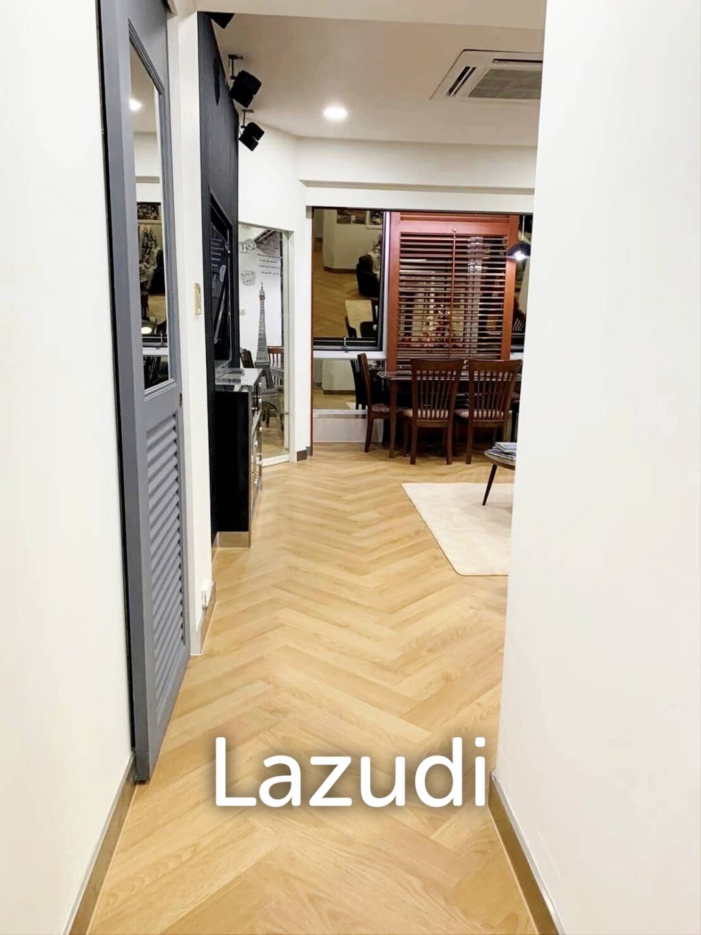2 Bed 1 bath 68 SQ.M Prasanmit Condominium