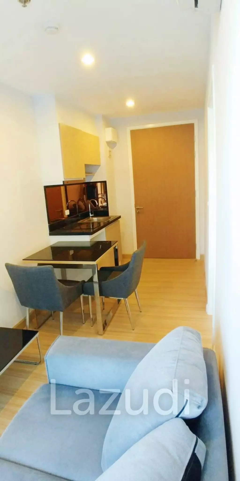 1 Bedroom 1 Bathroom 31 SQ.M Up Ekamai