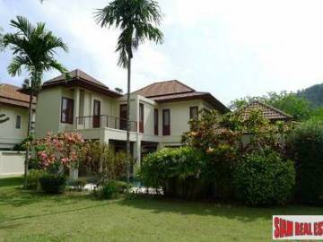 Baan Lersuang | Elegant Three Bedroom House with Pool at Surin/Bang Tao Area