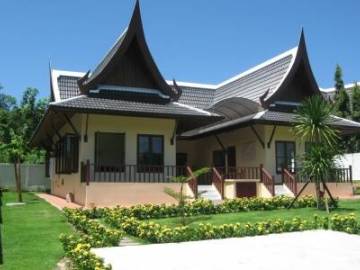 Three Bedroom Thai Style Villa with Pool for Sale in Cheng Talay