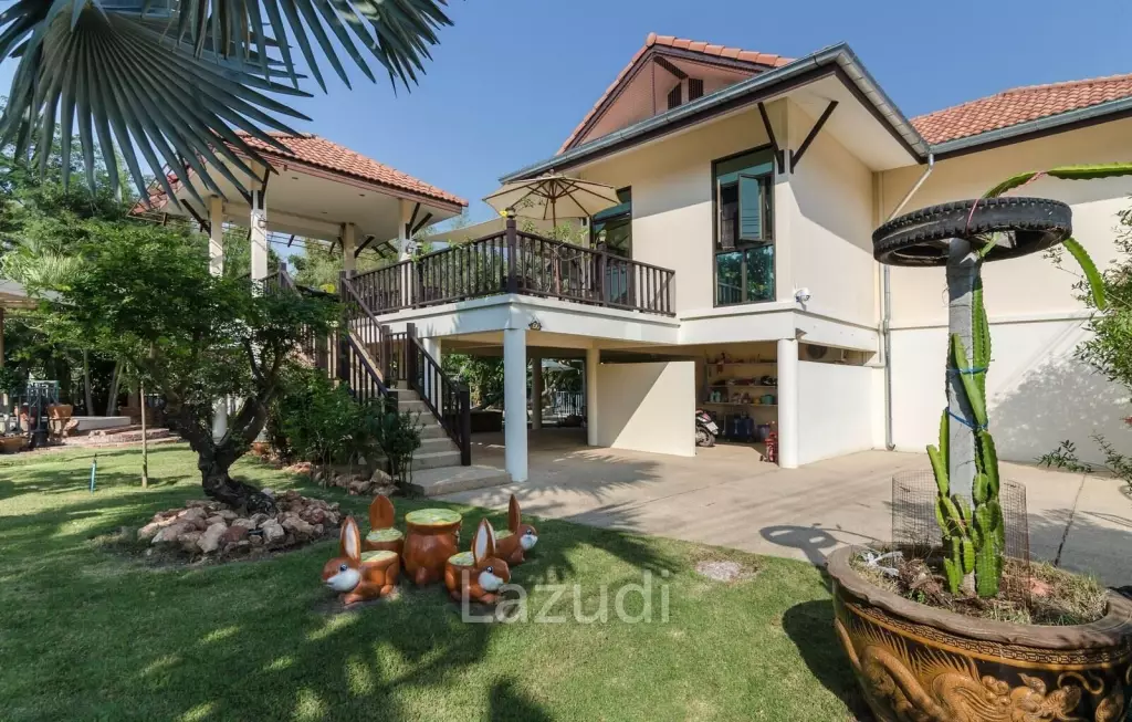 Royal Garden Resort : Brilliant Spacious and Modern Family Home