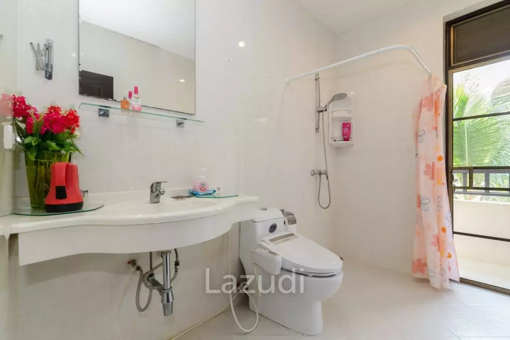 Royal Garden Resort : Brilliant Spacious and Modern Family Home