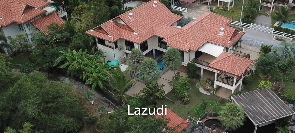 Royal Garden Resort : Brilliant Spacious and Modern Family Home