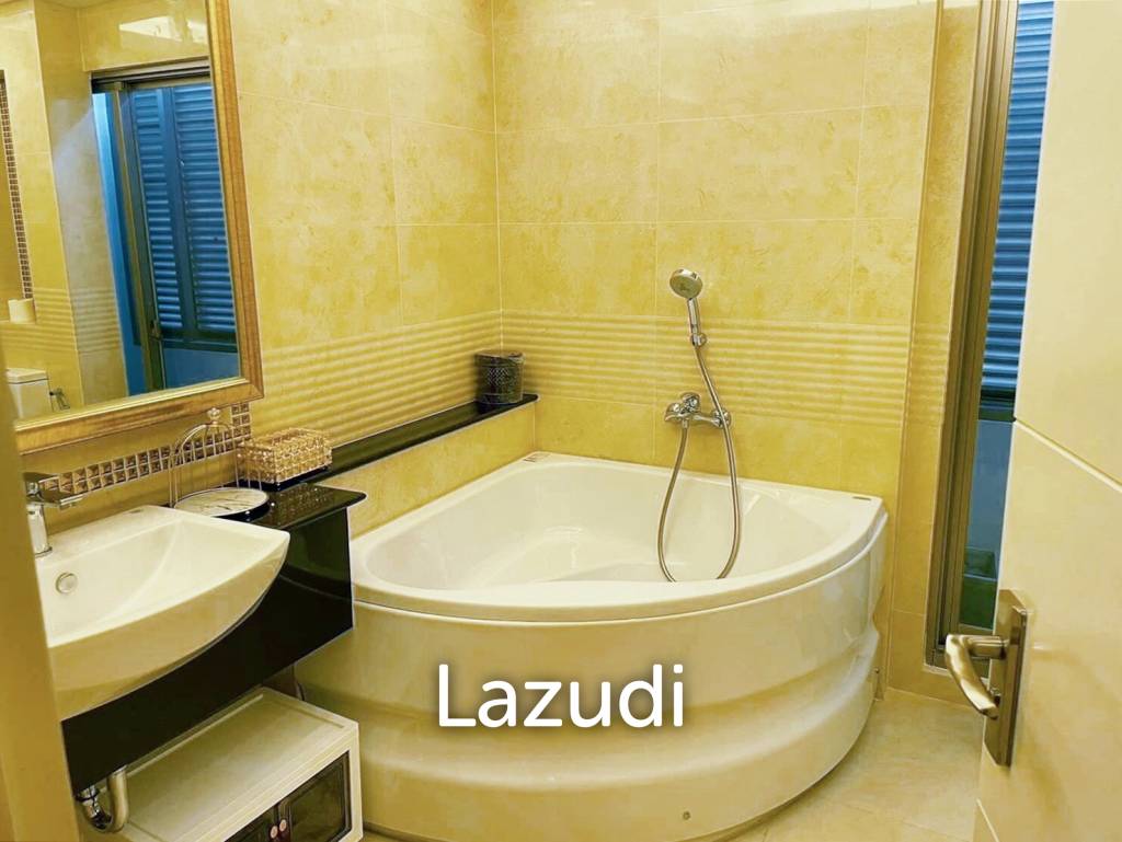 3 Bed 3 Bath 536 SQ.M Perfect Masterpiece Rama 9