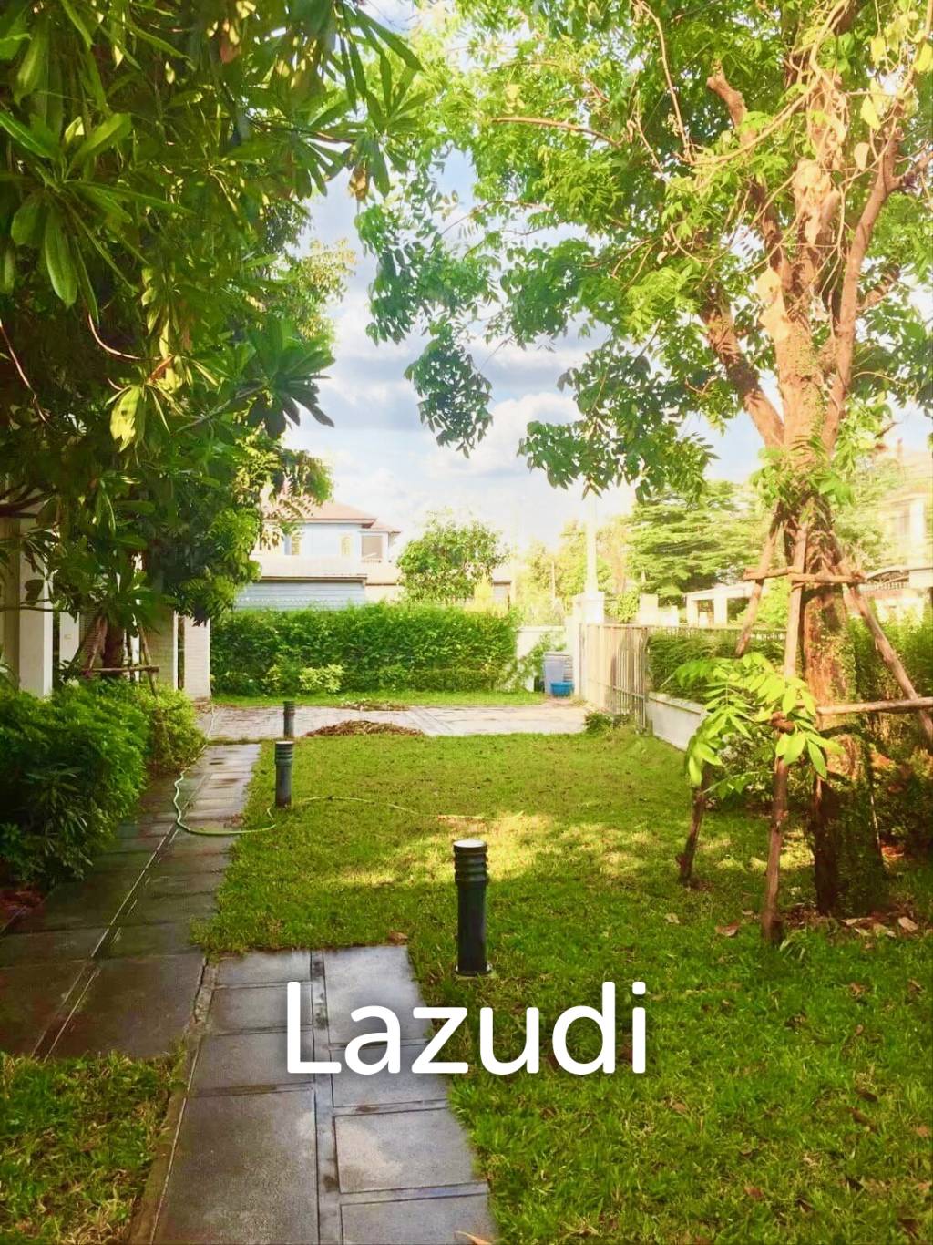 3 Bed 3 Bath 536 SQ.M Perfect Masterpiece Rama 9